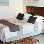 De L'abbaye Hotel 3*